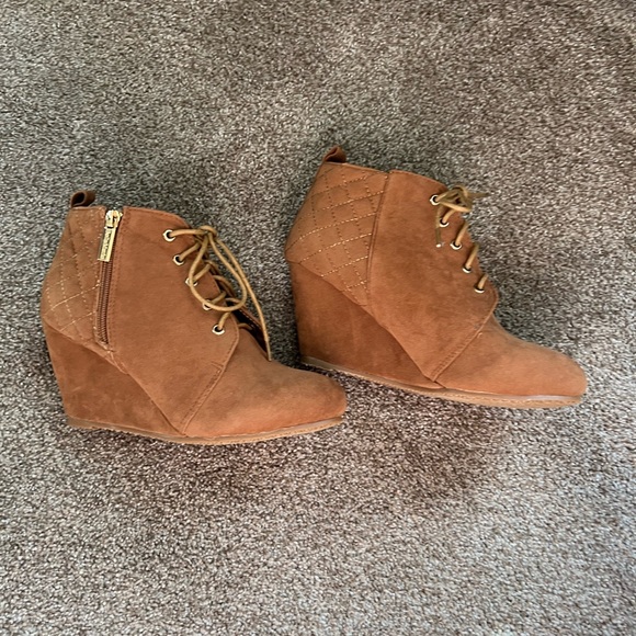 Bella Marie Shoes - Bella Marie Wedge Booties Brown